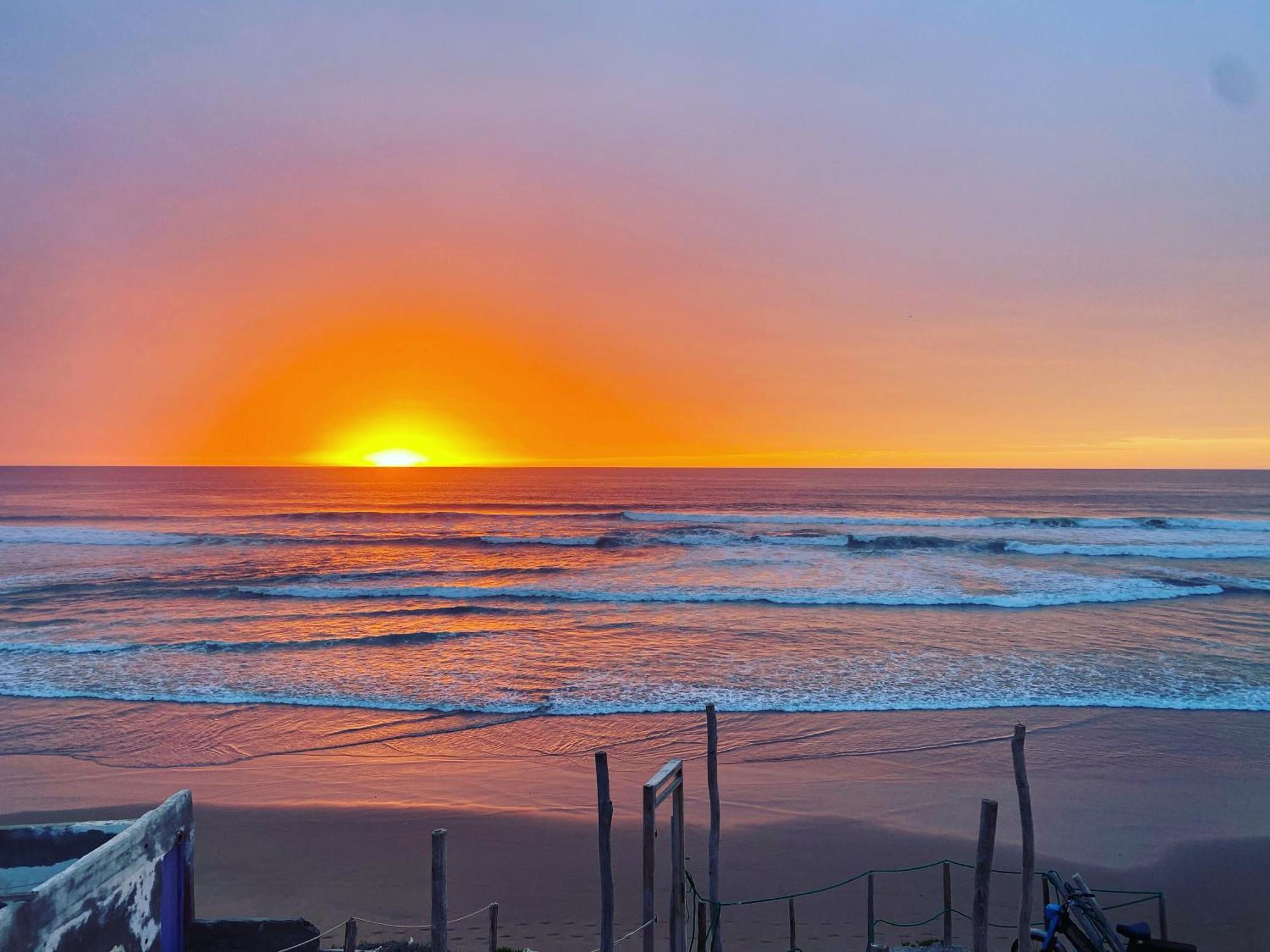 Апартаменты West Coast Surf House Эмуан Экстерьер фото